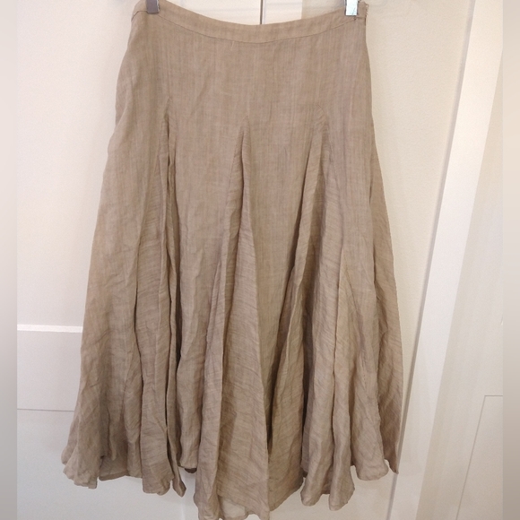 Elegant Tan Midi Skirt - Picture 2 of 5